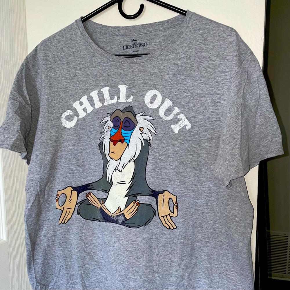Disney Chill Out Graphic Tee in Grey